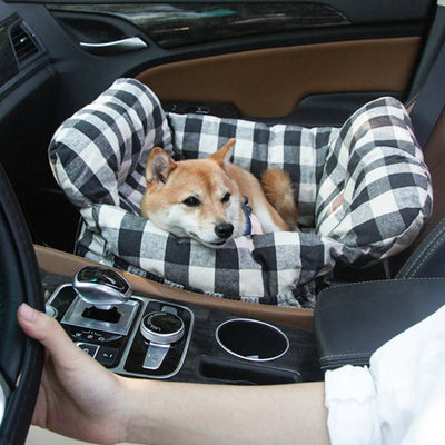 Comfortable dog bed for the car