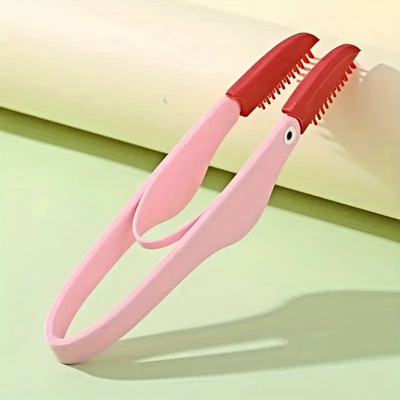 細かい歯のアイケアコーム