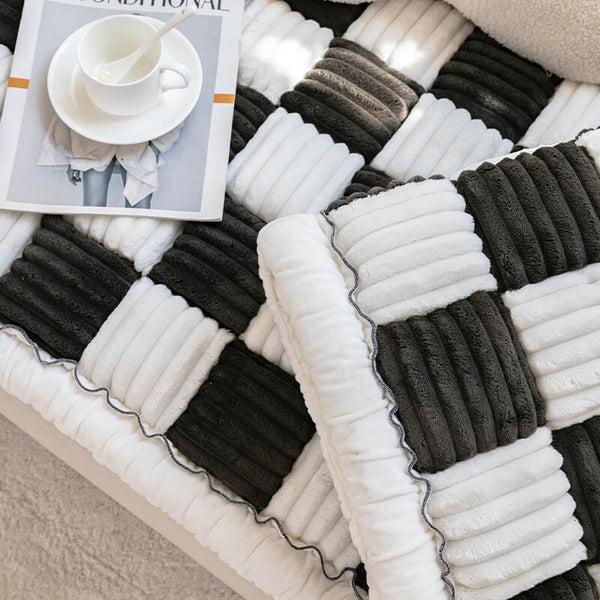 Soft Checked Sofa Protectors for Dogs