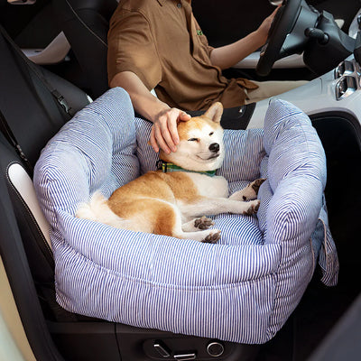 Comfortable dog bed for the car