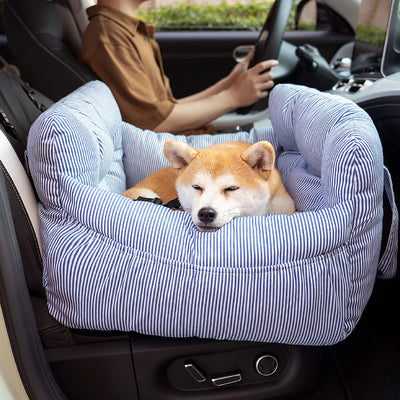 Comfortable dog bed for the car