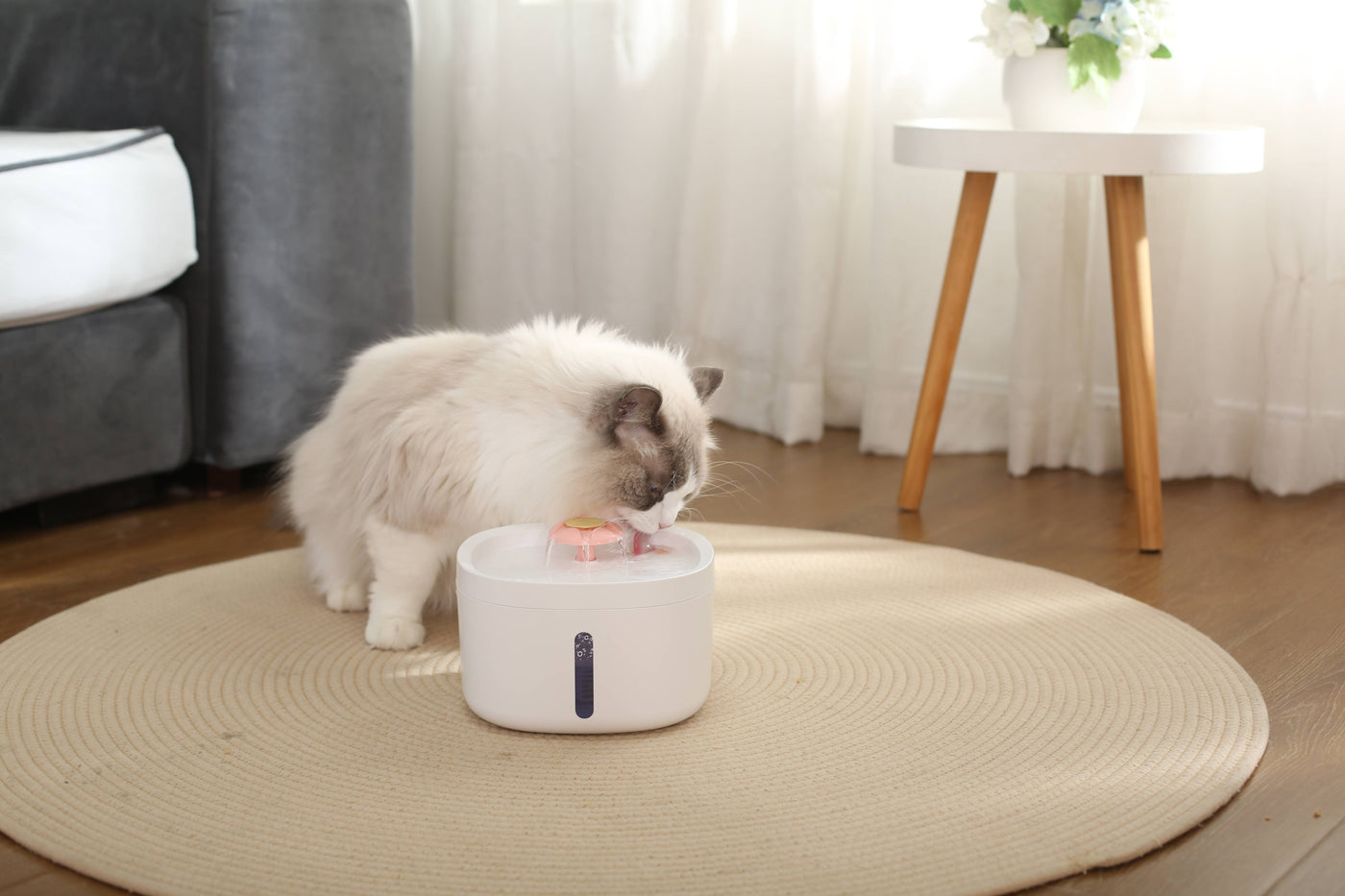 LEDインジケーターと花のデザインを備えたペット用ウォーターファウンテン