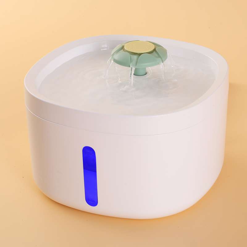 LEDインジケーターと花のデザインを備えたペット用ウォーターファウンテン