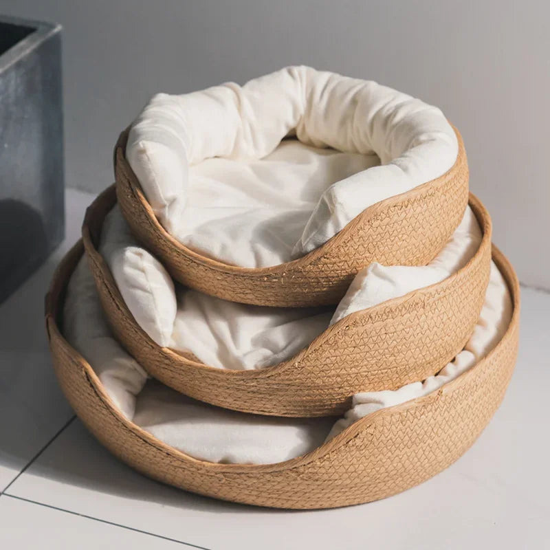 Cozy bamboo wicker cat bed – 100% cotton with removable cushion
