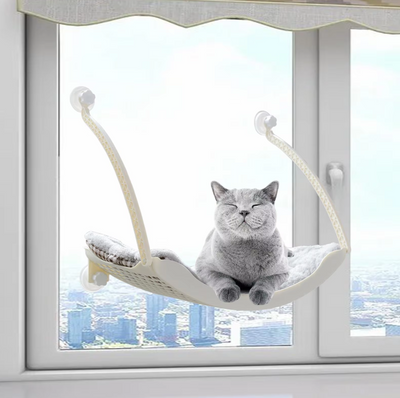 猫用窓用ハンモック - 吸盤付きの安定感と快適な睡眠エリア