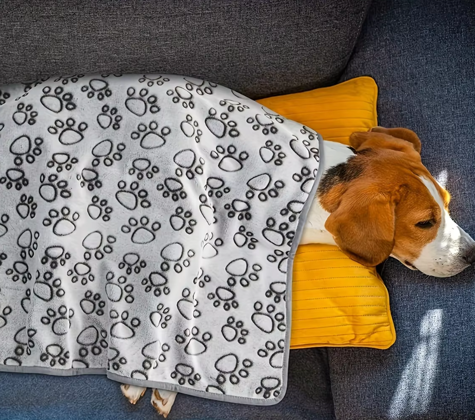 心地よい犬用ブランケット - 足跡デザインの柔らかいペット用ブランケット