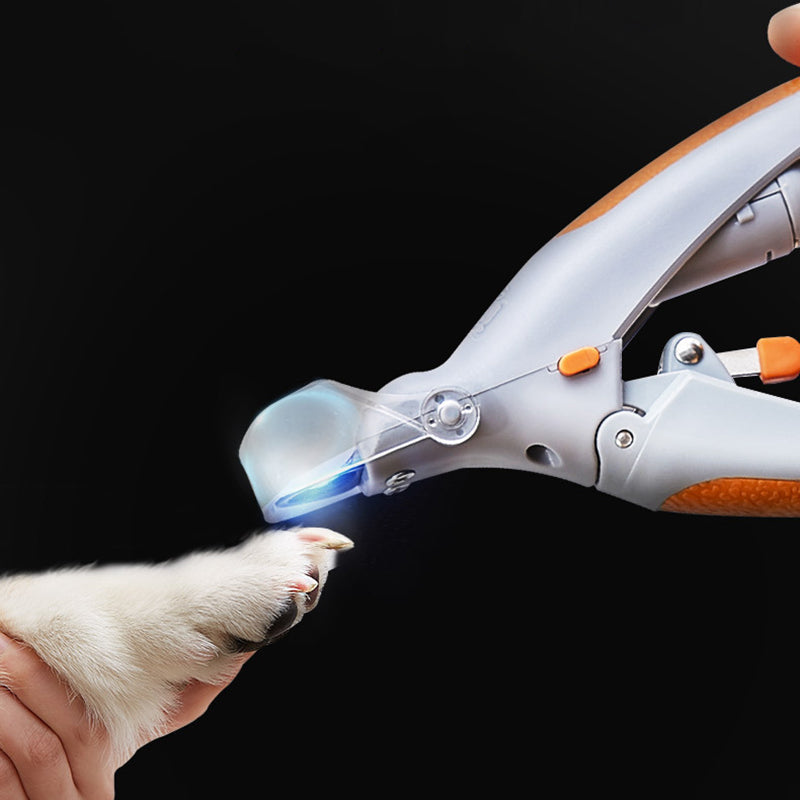 LED Nail Clipper for Visible Blood Vessels